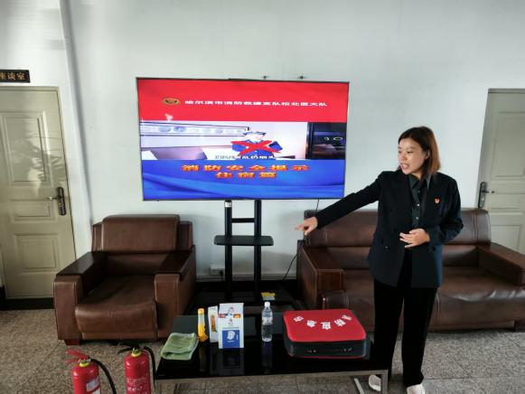 铭记4·17 校园安全中心开展后勤专项消防培训